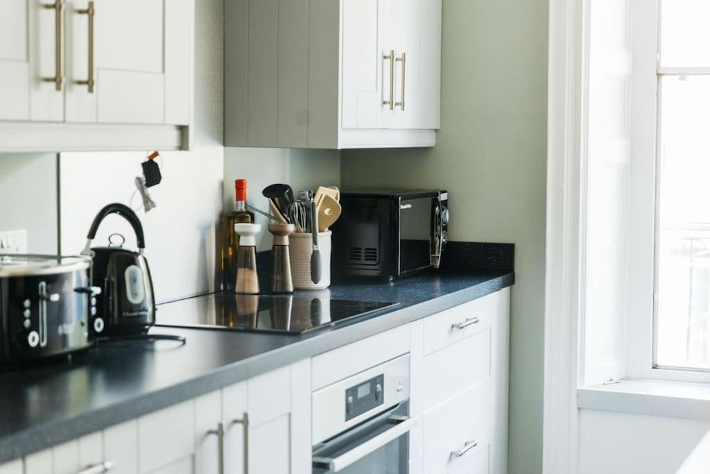 Luxury, Central, Sun-Filled 3 Bed Haven In Bath Extérieur photo
