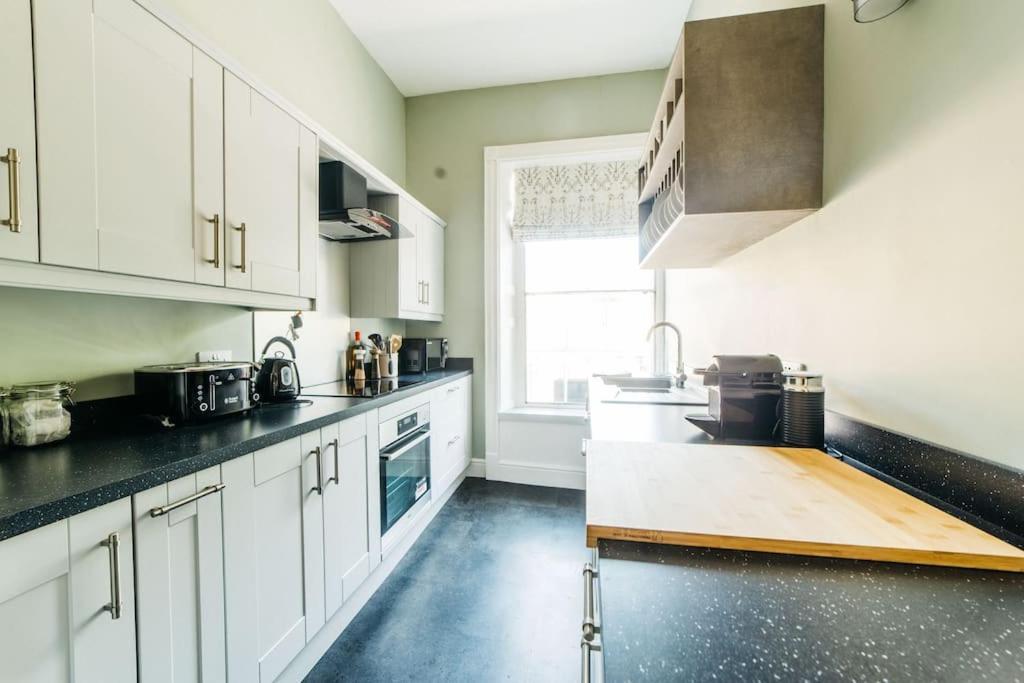 Luxury, Central, Sun-Filled 3 Bed Haven In Bath Extérieur photo