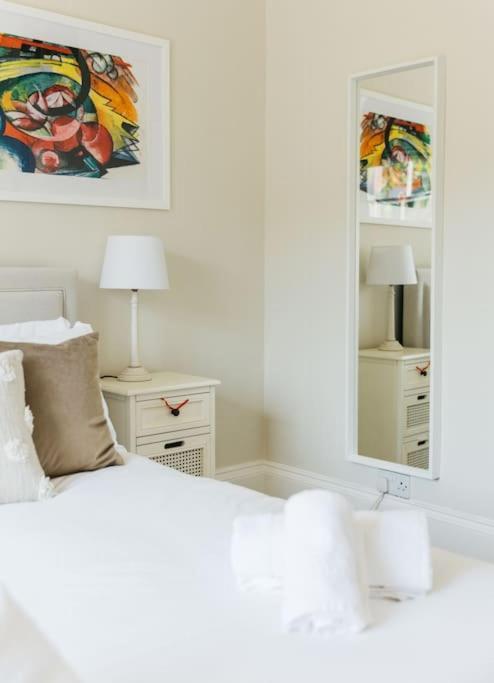 Luxury, Central, Sun-Filled 3 Bed Haven In Bath Extérieur photo