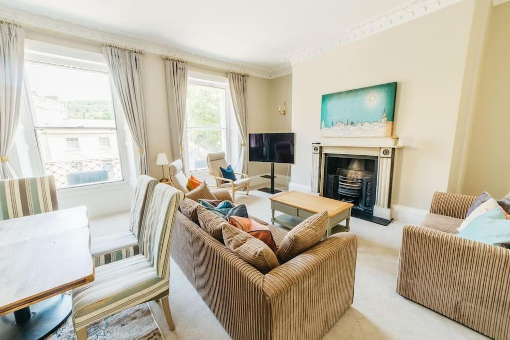 Luxury, Central, Sun-Filled 3 Bed Haven In Bath Extérieur photo