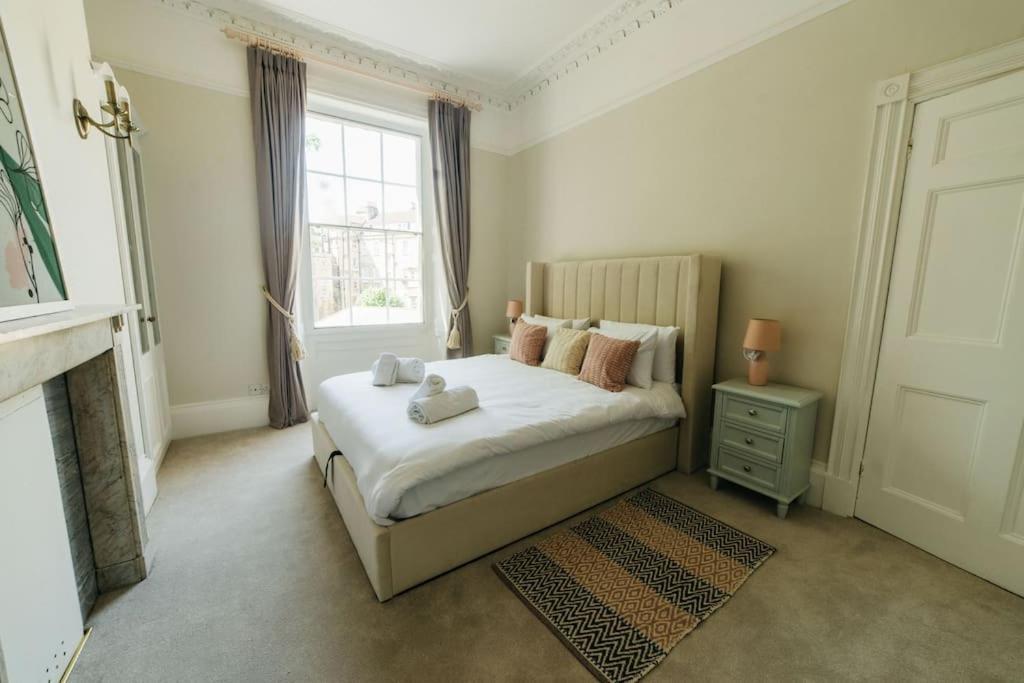 Luxury, Central, Sun-Filled 3 Bed Haven In Bath Extérieur photo