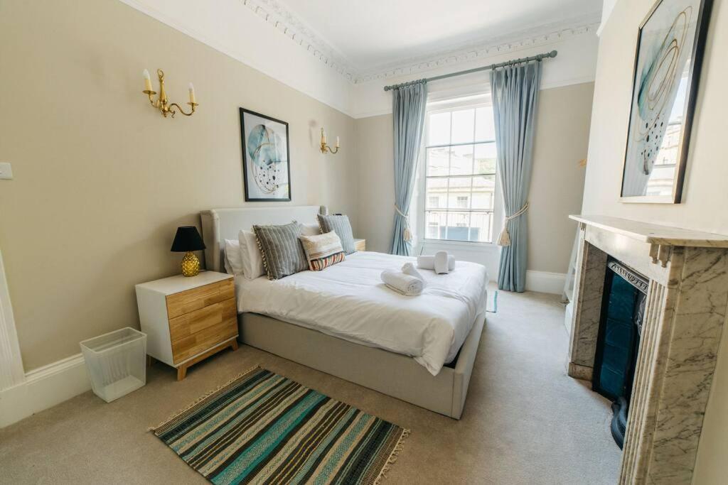 Luxury, Central, Sun-Filled 3 Bed Haven In Bath Extérieur photo